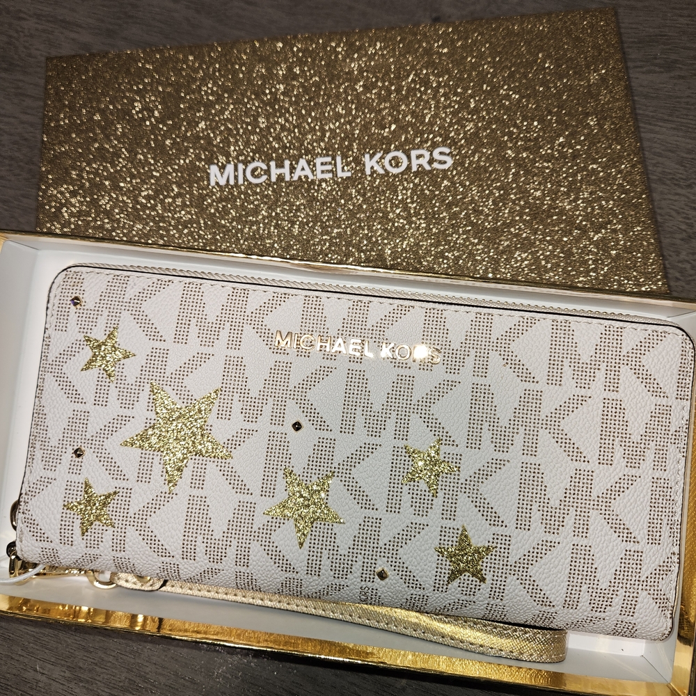 Michael Kors White and Gold Star Wallet